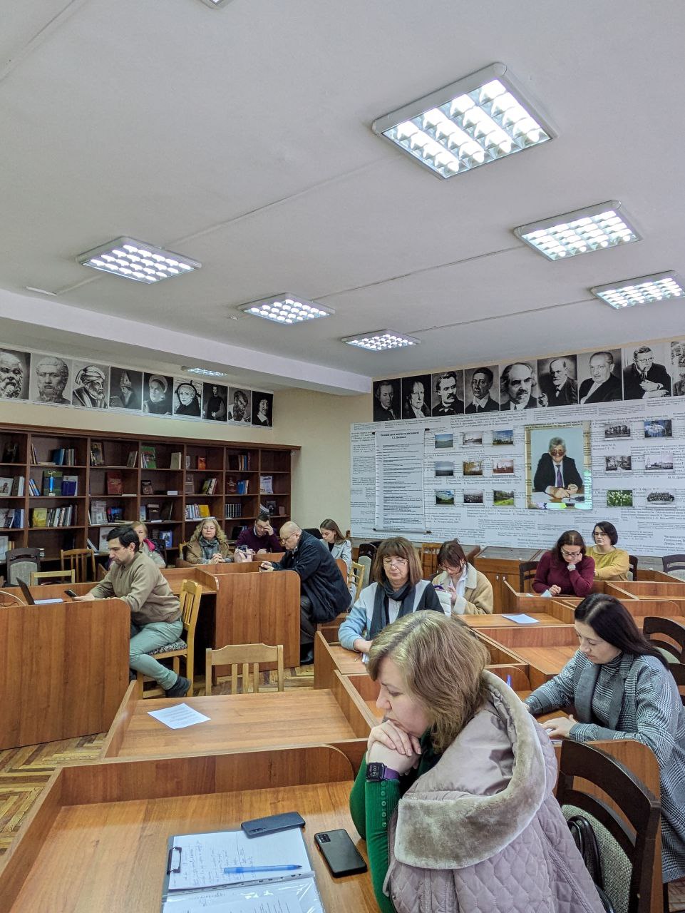 Zasidannya Vchenoyi rady u berezni