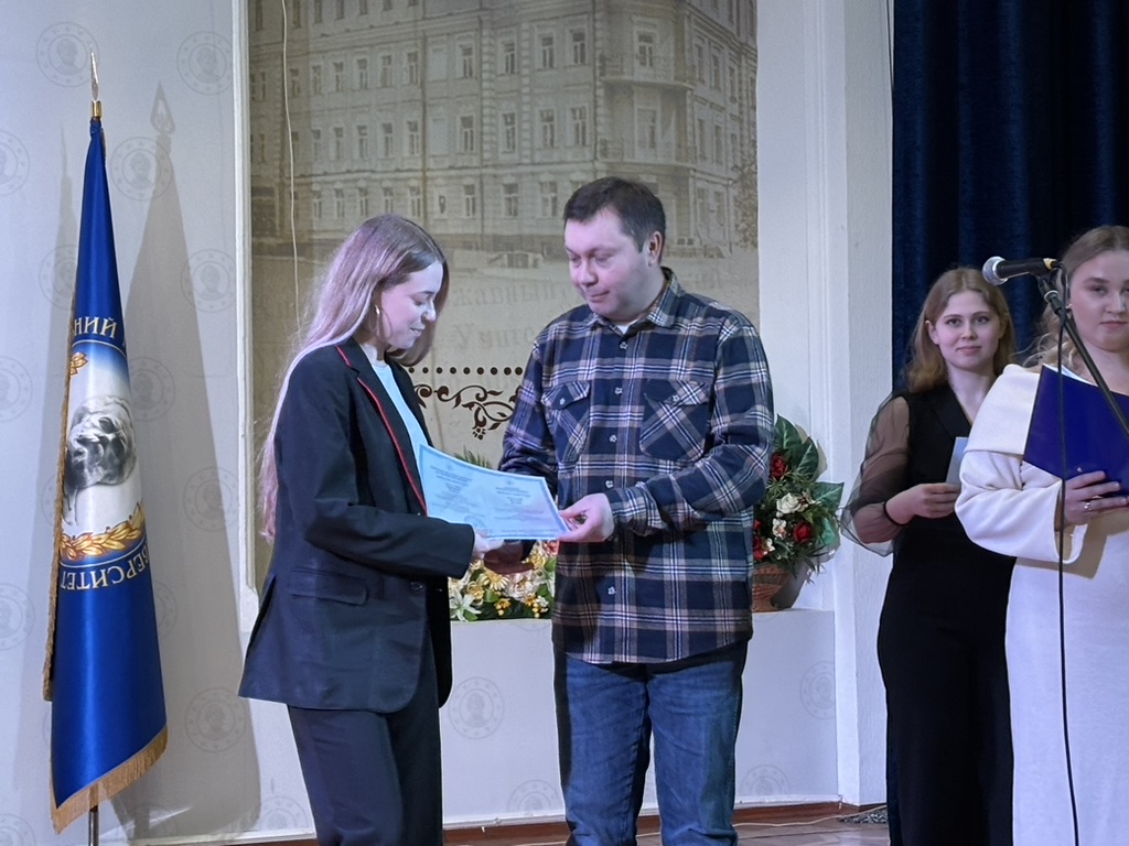 39257A25 AD7A 465B 9BF2 173CB25D75C8 1 105 c